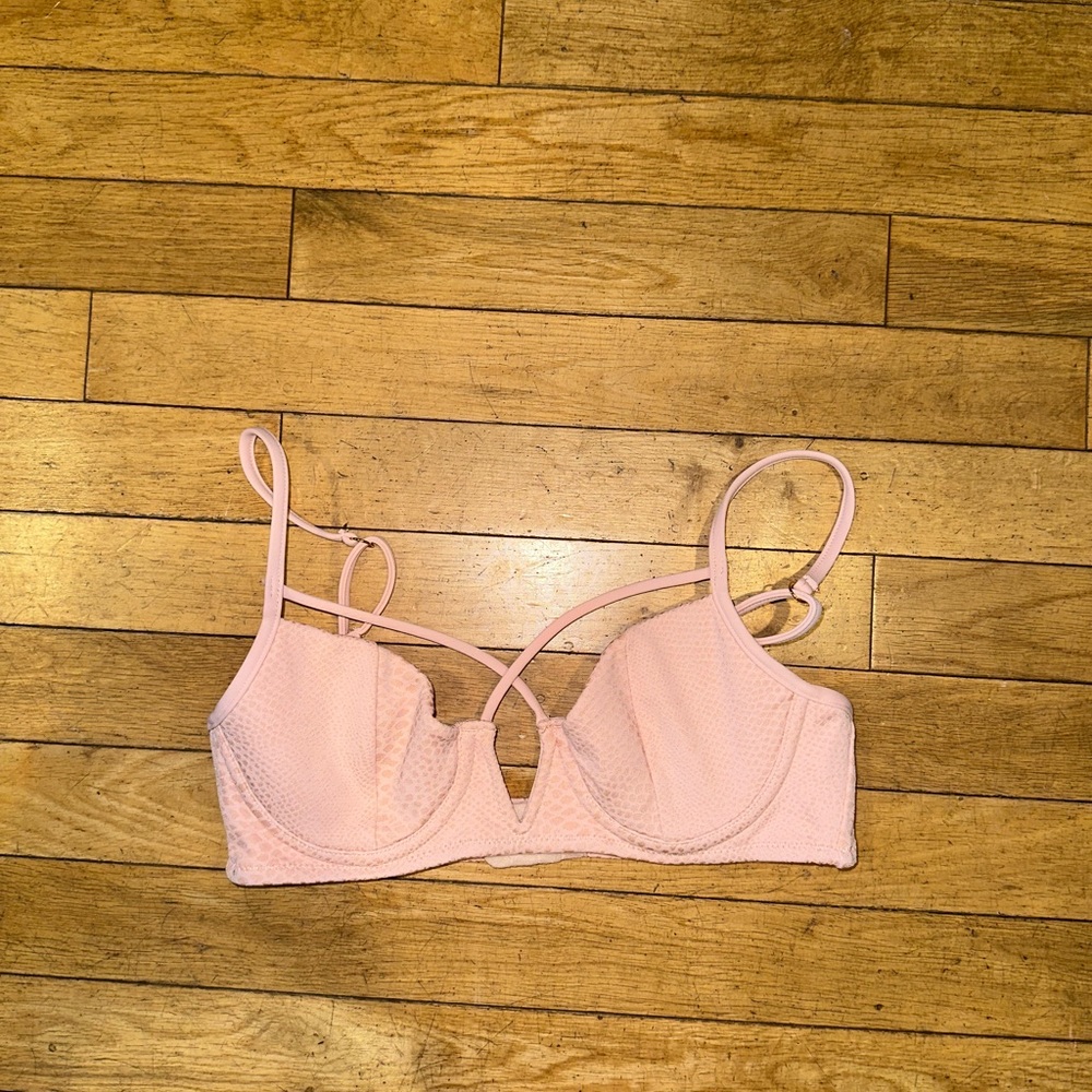 🎀Women’s Beach Bunny bikini top swim bathing🎀#BUNNY
